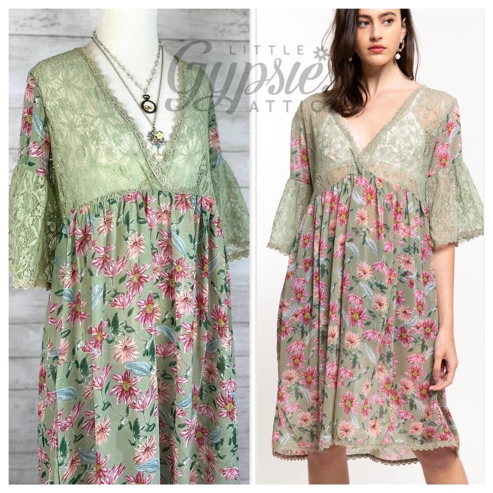 POL Meadow and Lace Tunic Dress